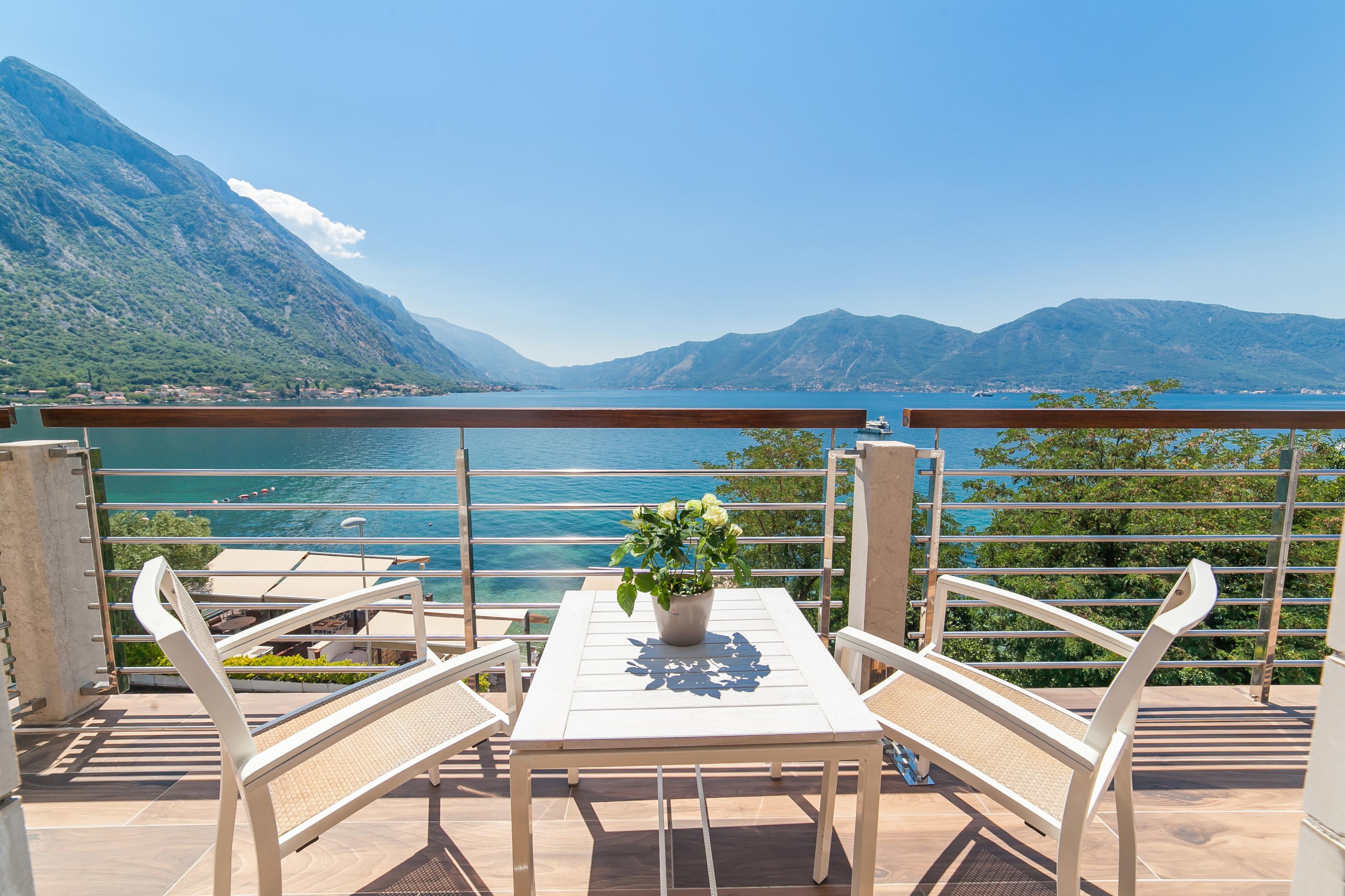 Hotel Casa Del Mare - Amfora Kotor Exterior photo