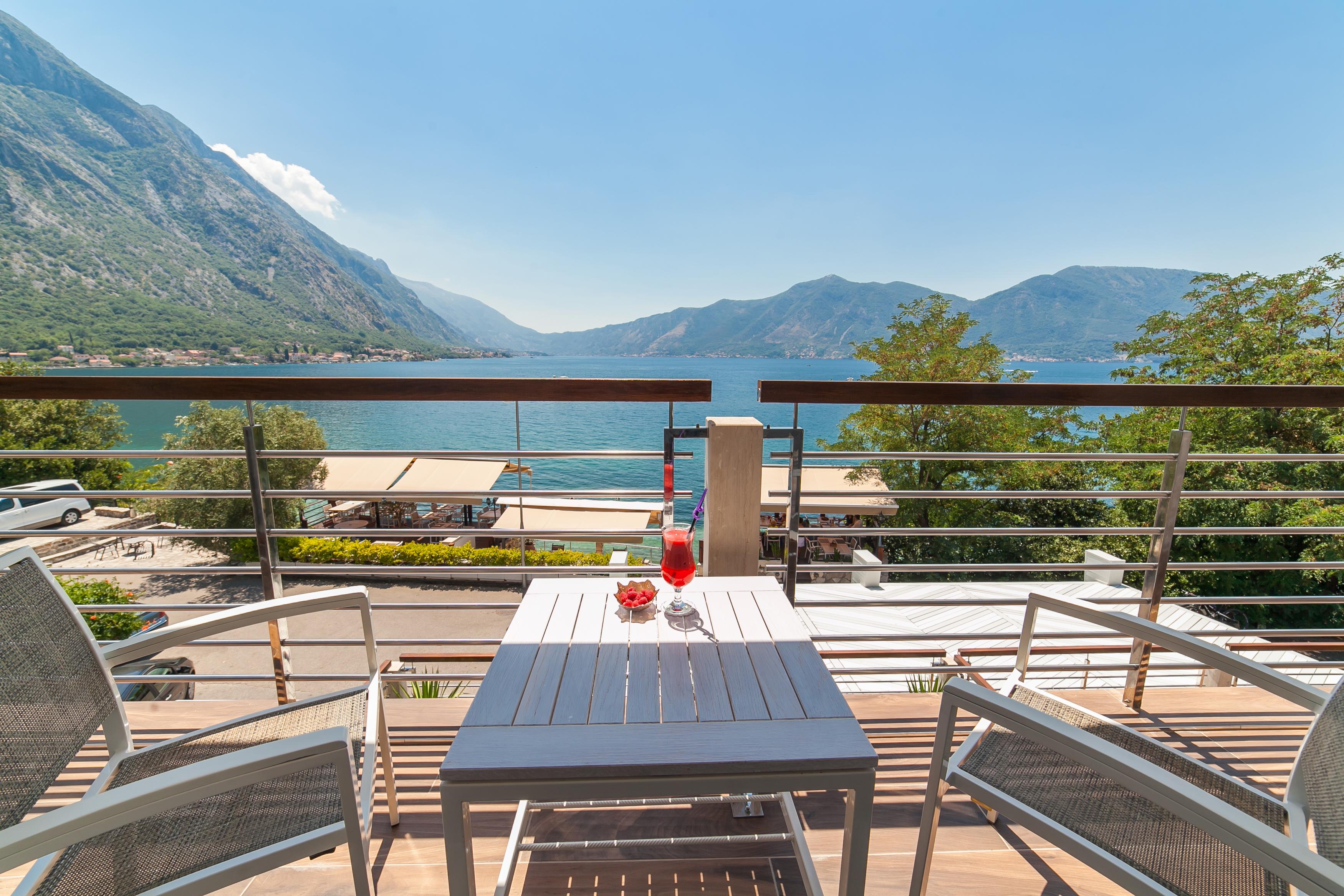 Hotel Casa Del Mare - Amfora Kotor Exterior photo